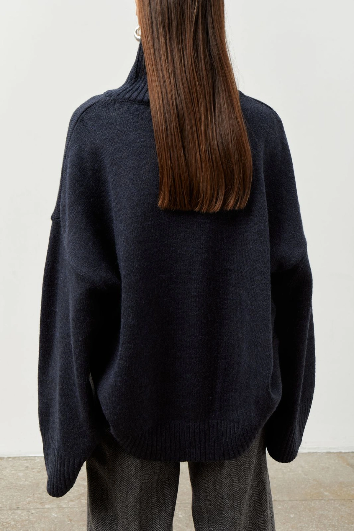 AMI Wool Blend Turtleneck Oversize Sweater