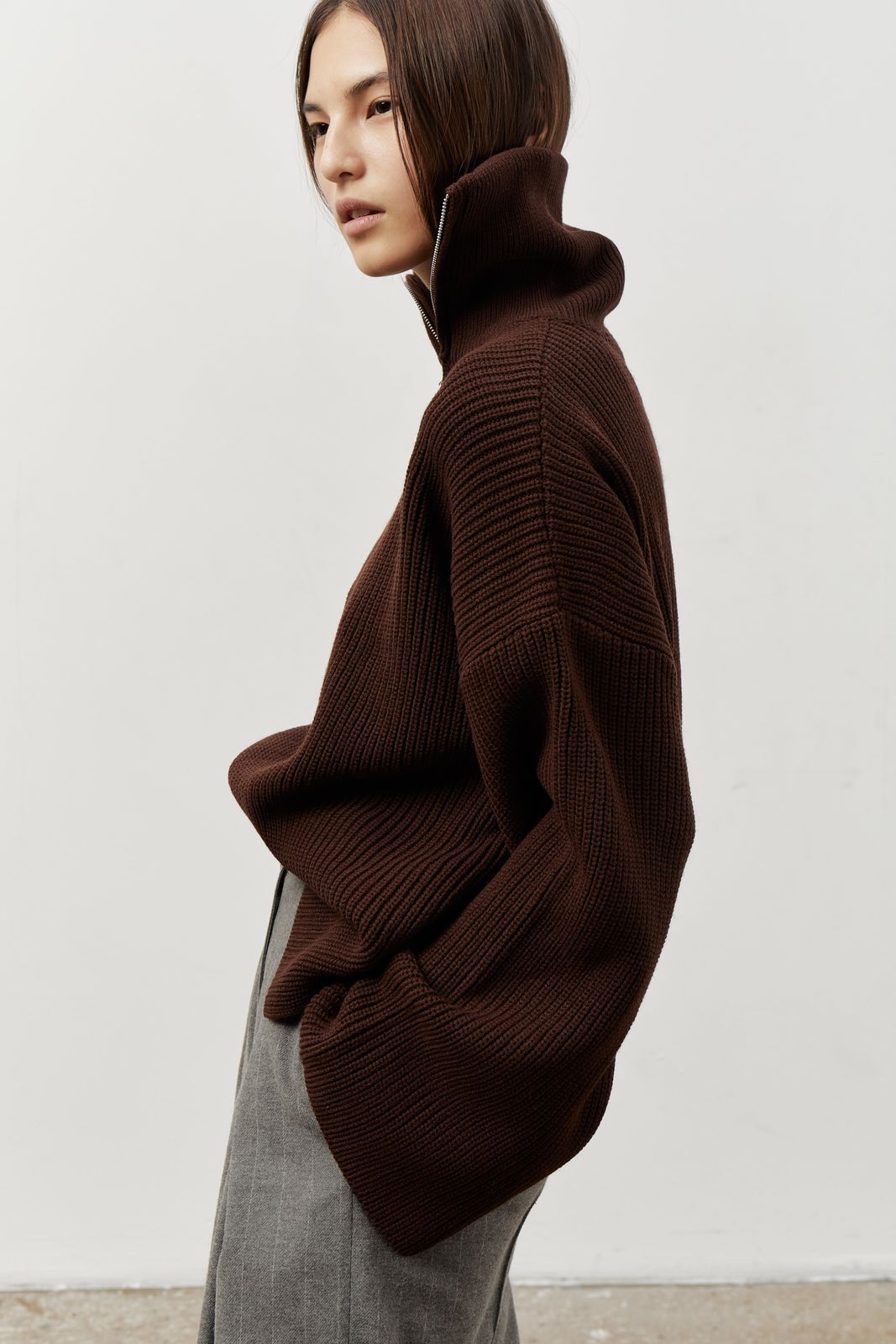Zippered OSLO Sweater - Chocolate | COOSH