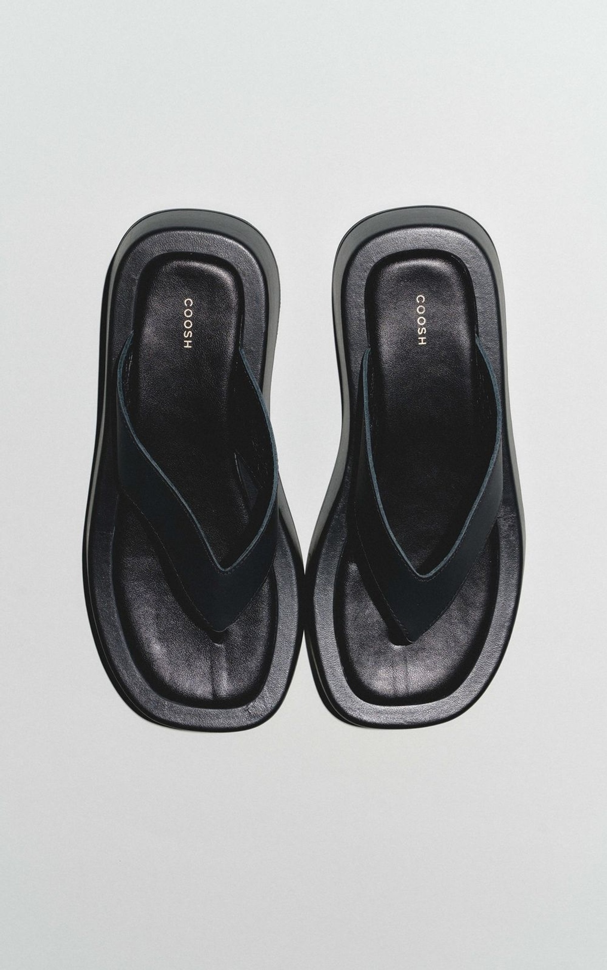 Слайдери SOLENNE на високій підошві шкіряні