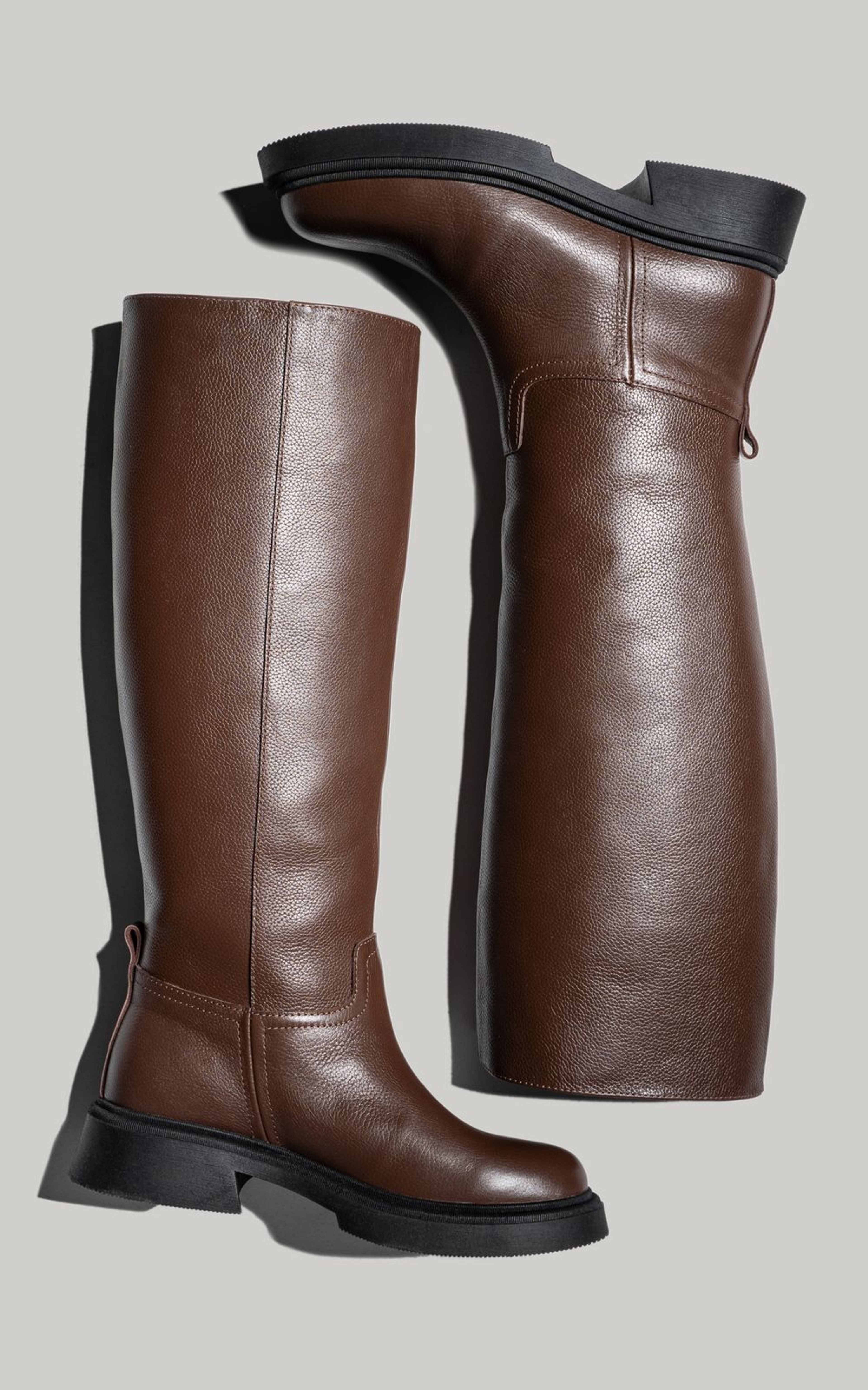 Kozaki jeździeckie ze skóry naturalnej, na futrówce