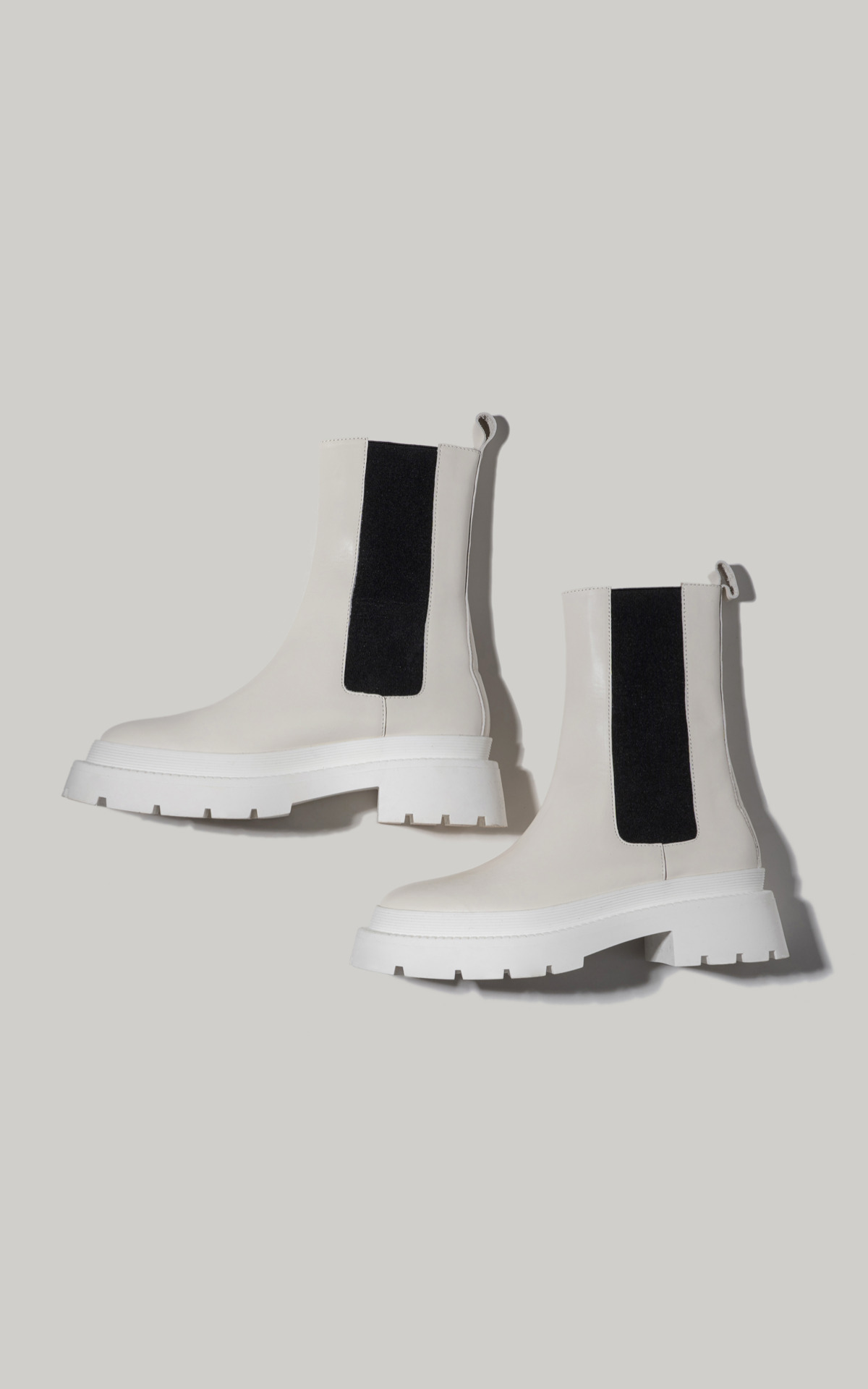 Fur-lined Straight Leather Boots - Milky | COOSH