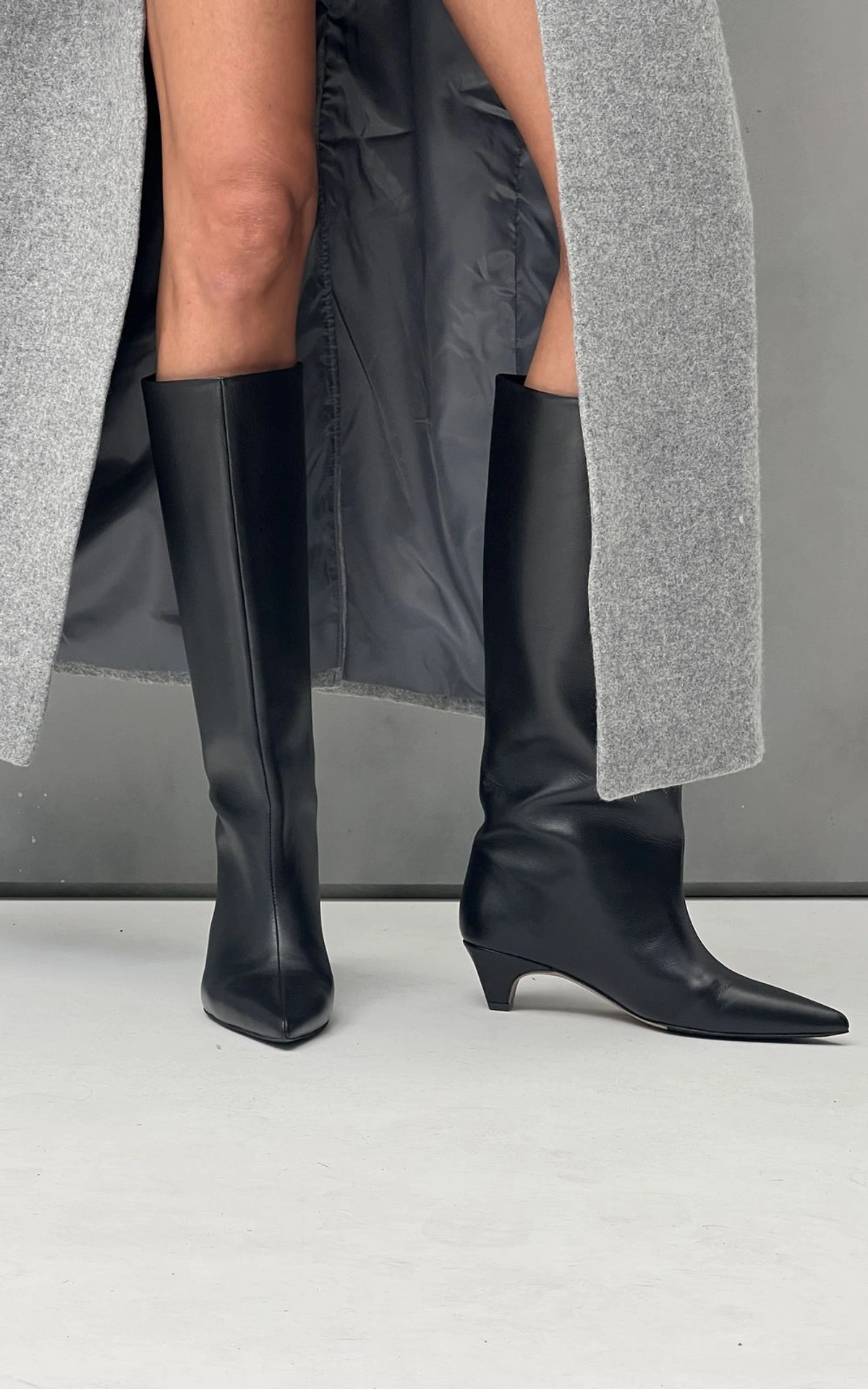 High Boots with Kitten Heels LISS in Leather
