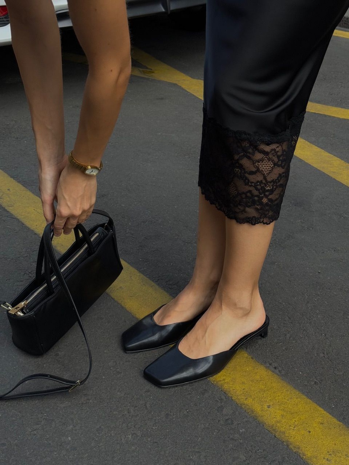 AMÉ Leather Mules with Asymmetric Toe