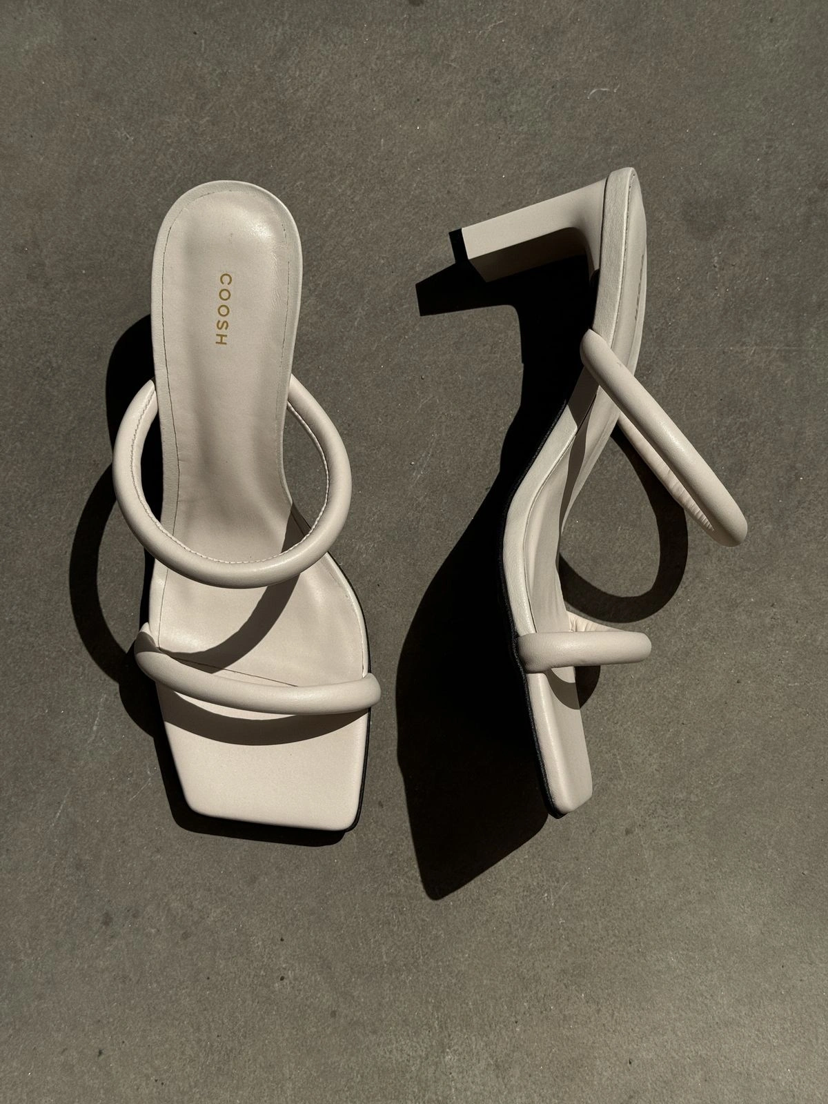 Puffed Strap Leather Mules