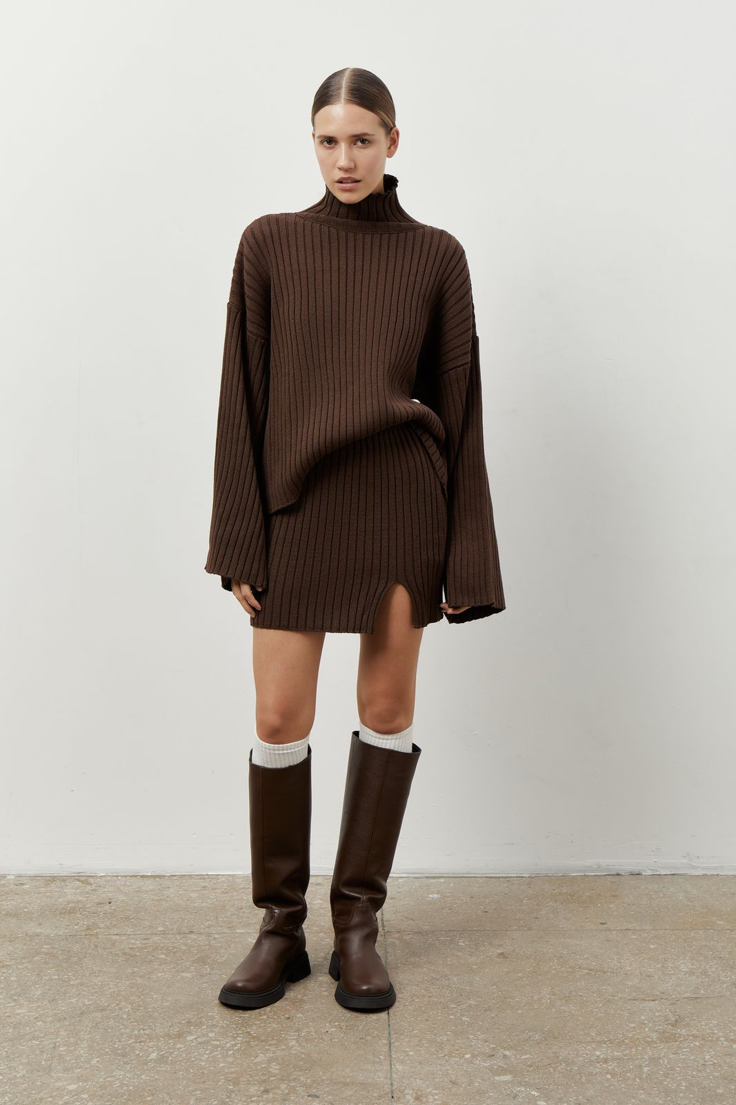 Knitted Matching Set with Sweater and Mini Skirt Chocolate COOSH