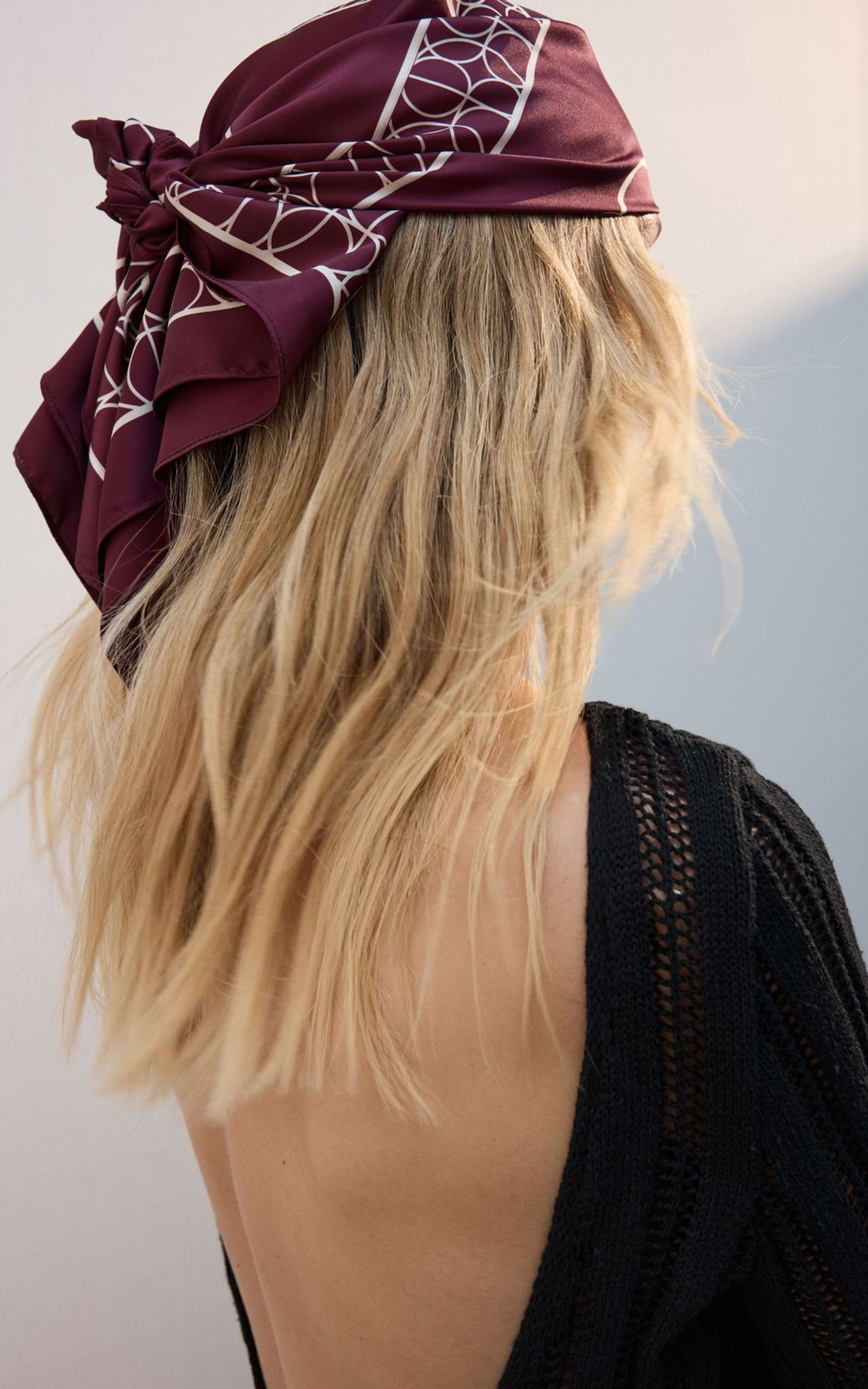 Apaszka Satynowa THE LOGO